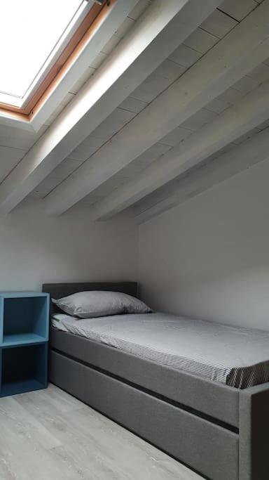 Garda Lake Attic Montinelle Exteriör bild